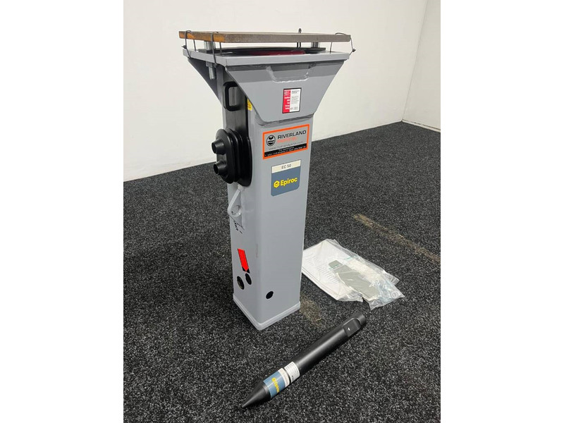 Epiroc EC 50 T hydraulic breaker